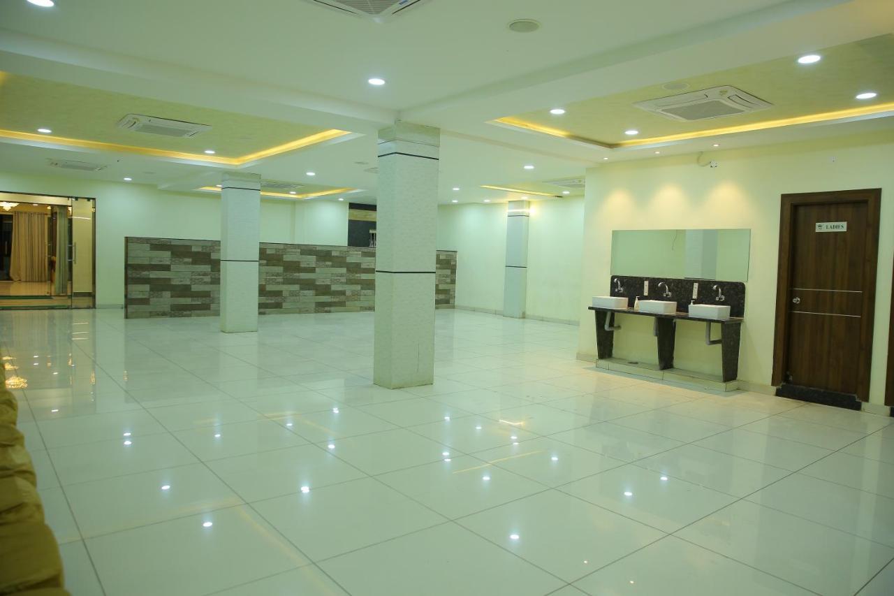 Hotel Maruthi Inn Nirmal  Exteriér fotografie