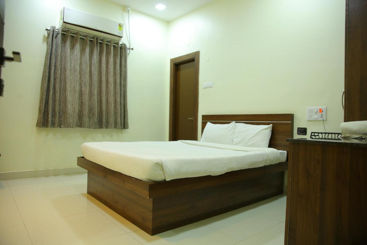 Hotel Maruthi Inn Nirmal  Exteriér fotografie
