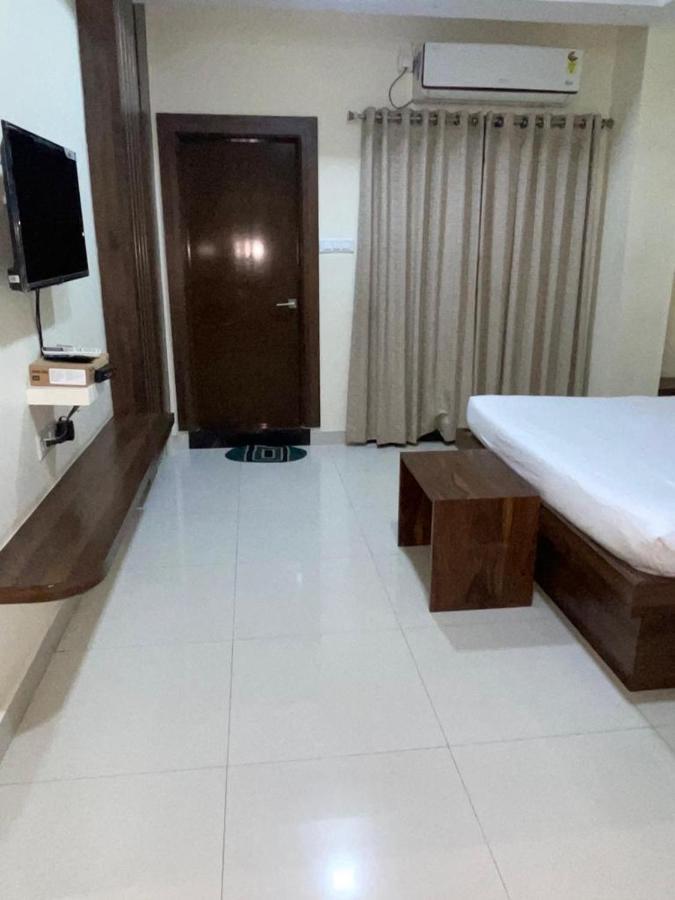 Hotel Maruthi Inn Nirmal  Exteriér fotografie